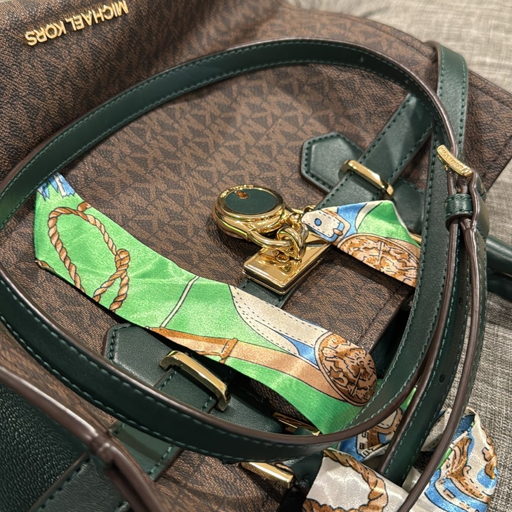 Michael Kors Bag Brown Forest Green Jet Set Signature Hamilton Tote Bag - Picture 16 of 17